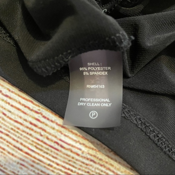 CALVIN KLEIN Cropped Black Cardigan - Picture 10 of 10